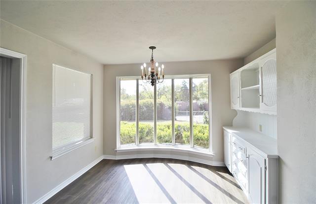 Building Photo - 4219 Oak Arbor Dr