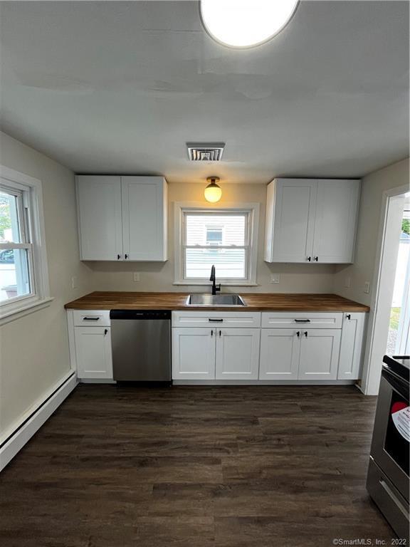 Building Photo - 245 Pershing Ave