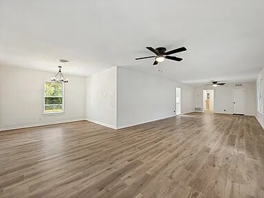 Building Photo - 116 Vandenburg Dr