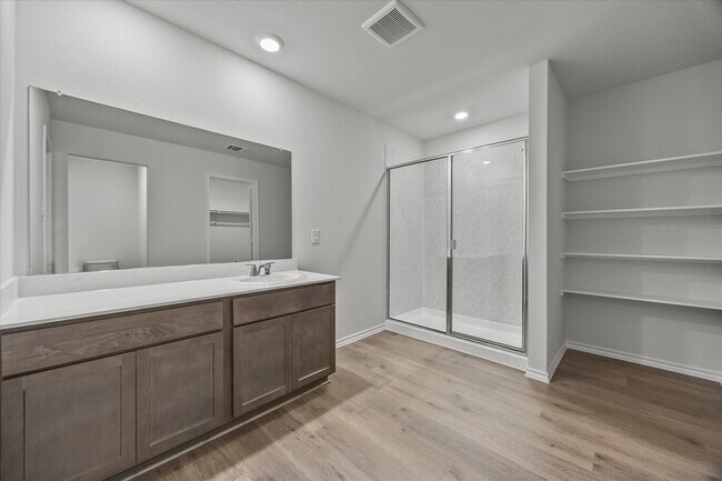 Building Photo - 2307 Albert Ln