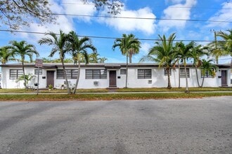 Building Photo - 1116 S 17th Ave