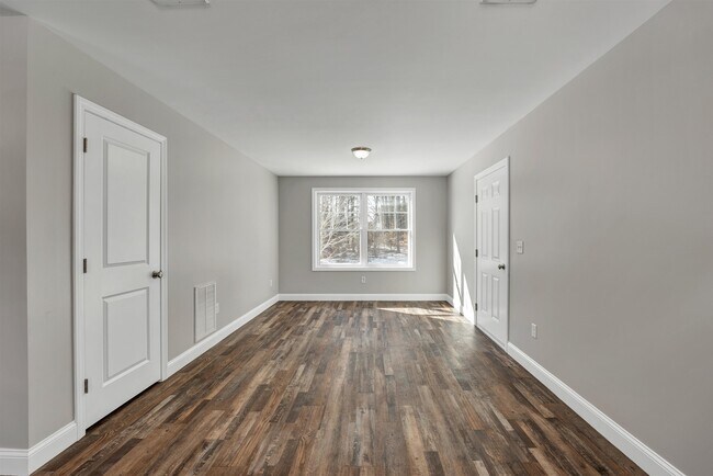 Building Photo - 259 Stage Rd