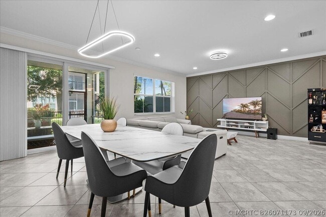 Building Photo - 131 Sword Fern Pl