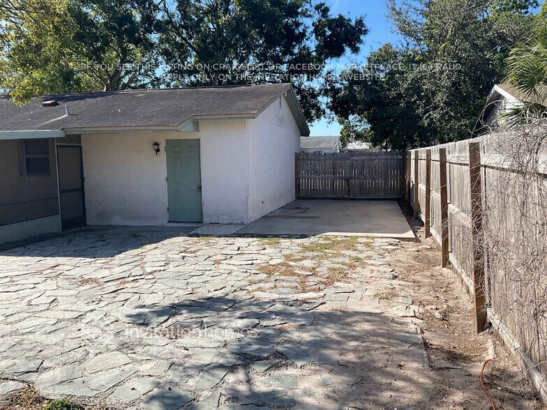 Building Photo - 2805 39th St W