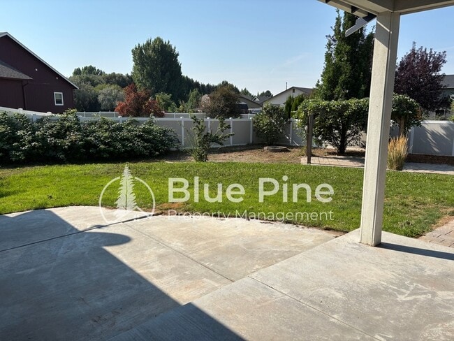 Building Photo - 3312 E Edwards Dr