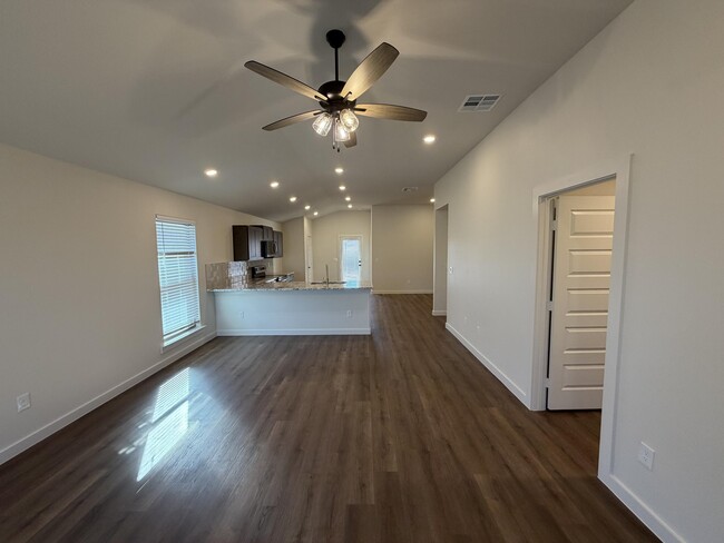 Building Photo - 3017 139th St