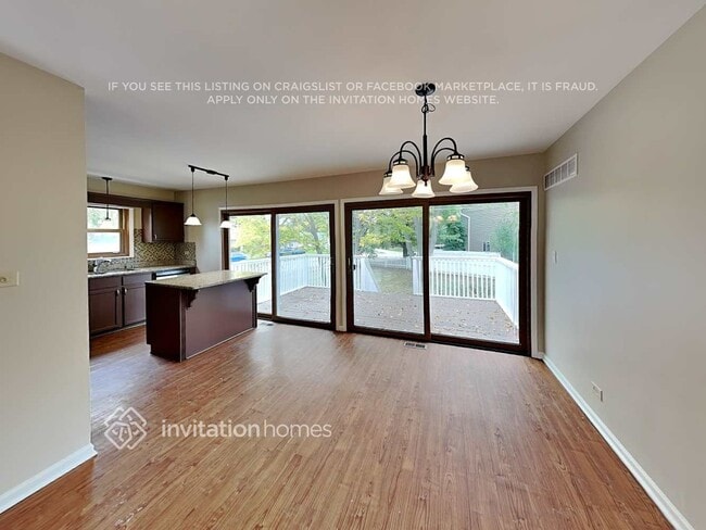 Building Photo - 324 Waverly Dr