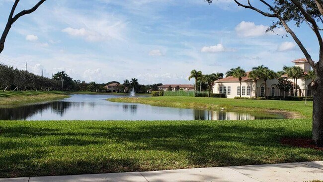 Building Photo - 6760 Heritage Grande