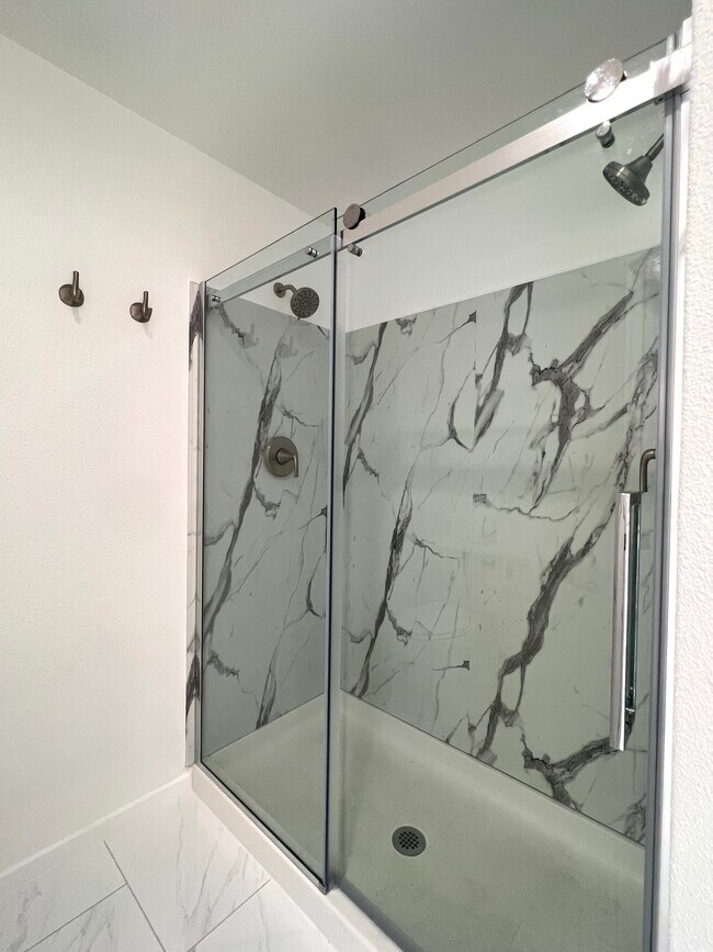 Building Photo - 4702 S Palouse Ct