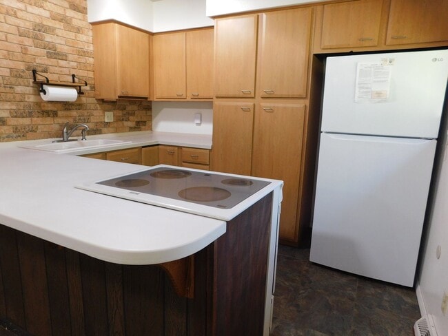 Building Photo - Home in Paradise Hills Sub-Division