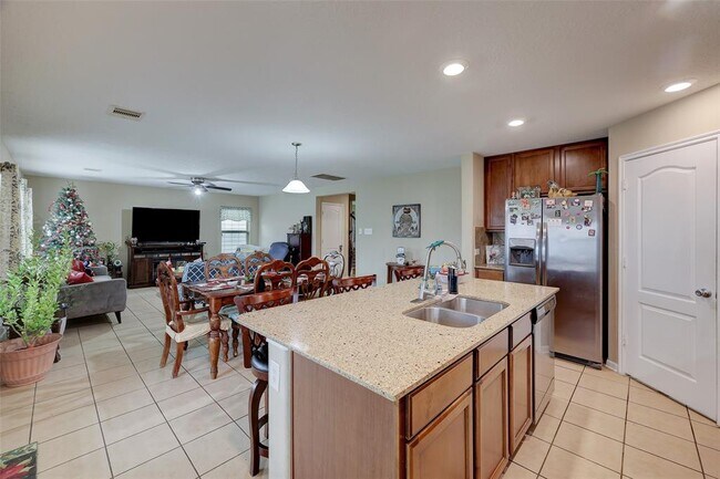Building Photo - 6710 Lindale Springs Ln