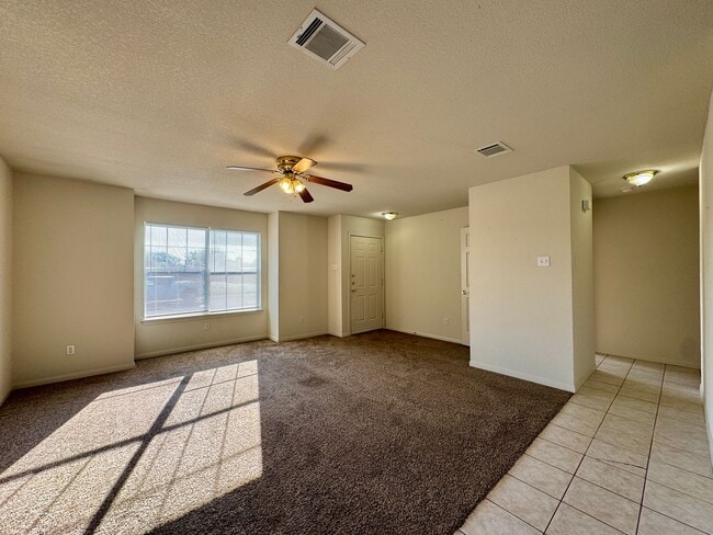 Building Photo - Duplex