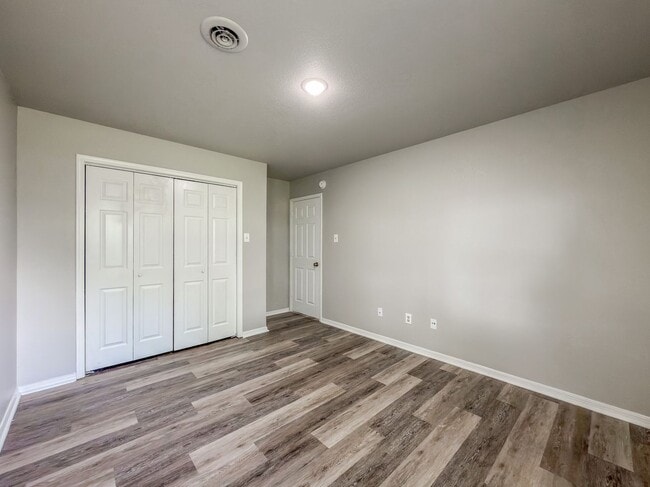 Building Photo - 35 Aberdeen Cir