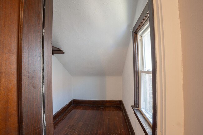 Building Photo - 2614 63rd St