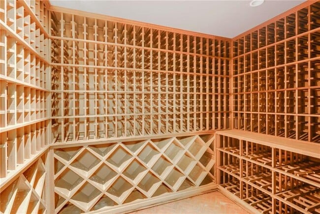 Building Photo - 349 9th St NE