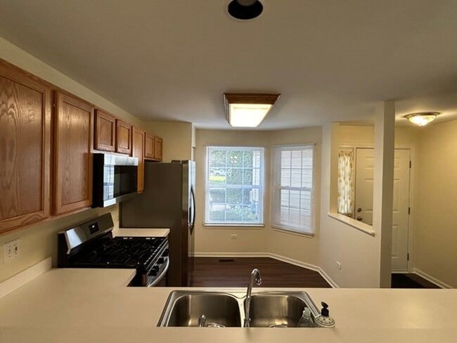 Building Photo - **MOVE IN BY DECEMBER 1ST AND RECEIVE FREE JANUARY RENT!**