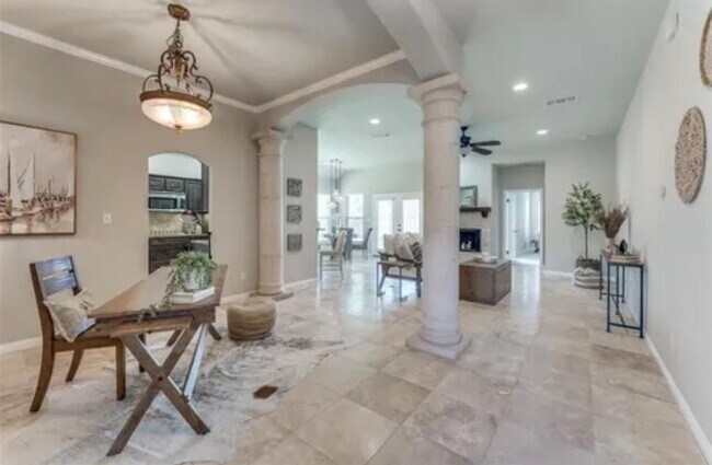 Building Photo - 30418 Anika Cove