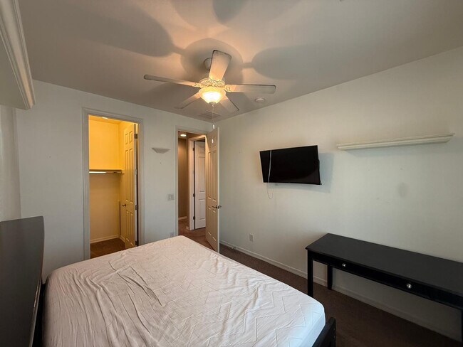 Building Photo - 287 E Kaibab Dr