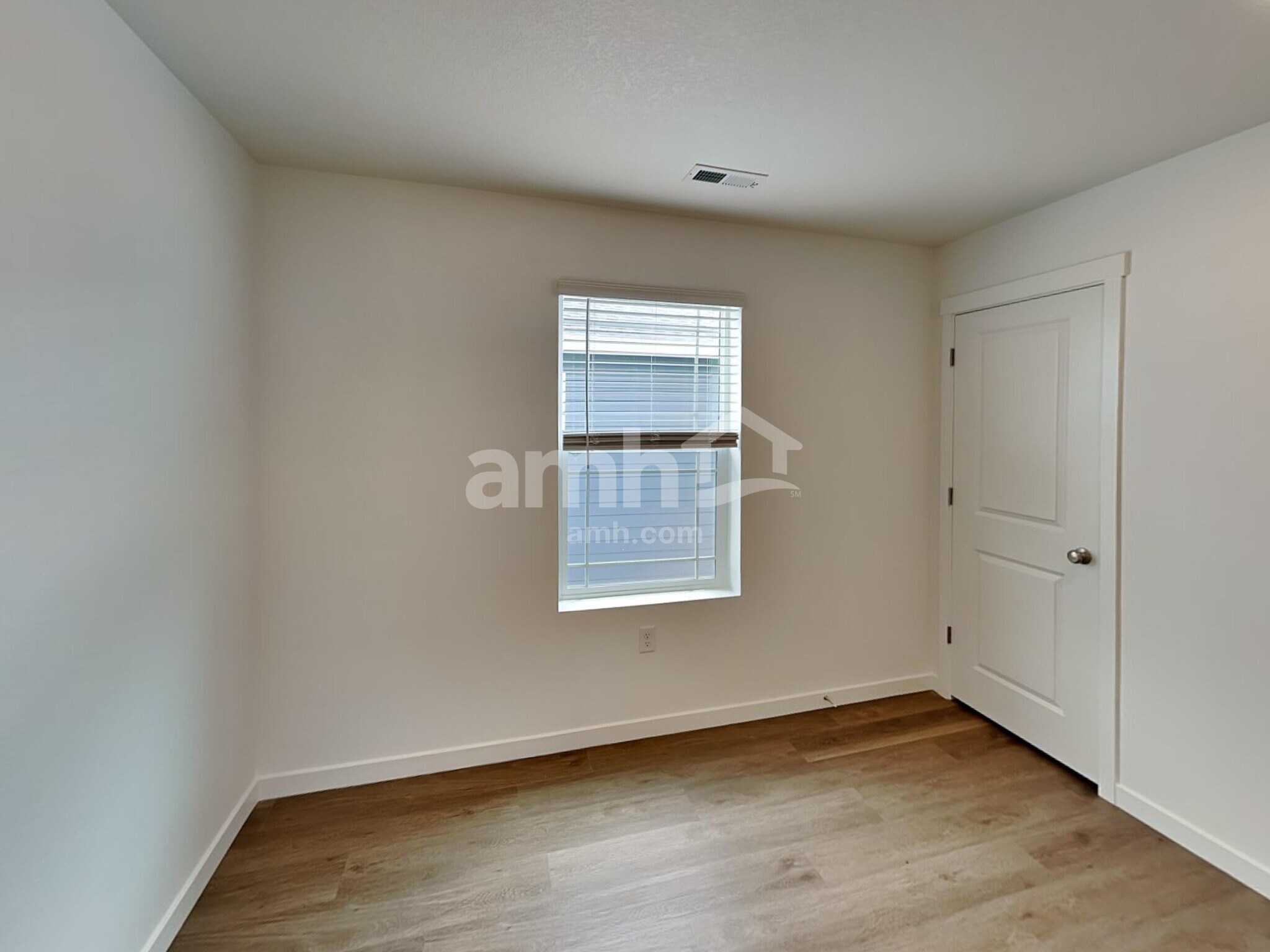 Building Photo - 26147 E Calhoun Pl