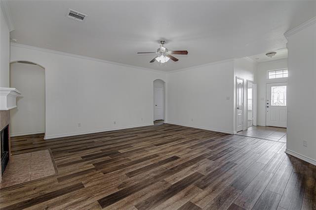 Building Photo - 1140 Hidden Meadow Dr
