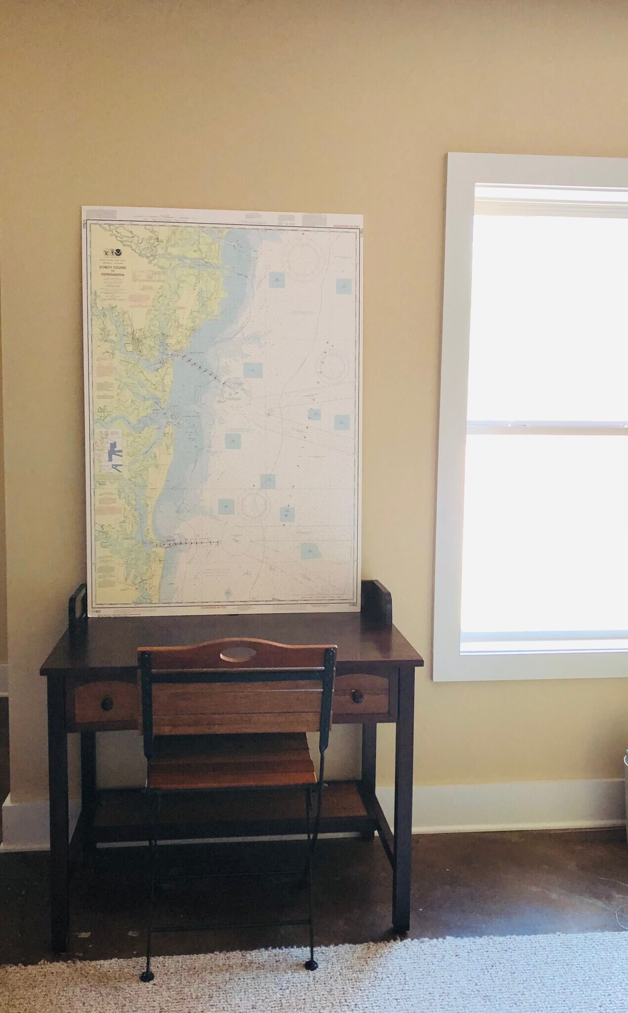 Desk - 2850 Salem Rd