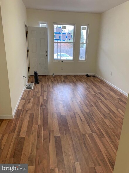 Building Photo - 4840 N Camac St