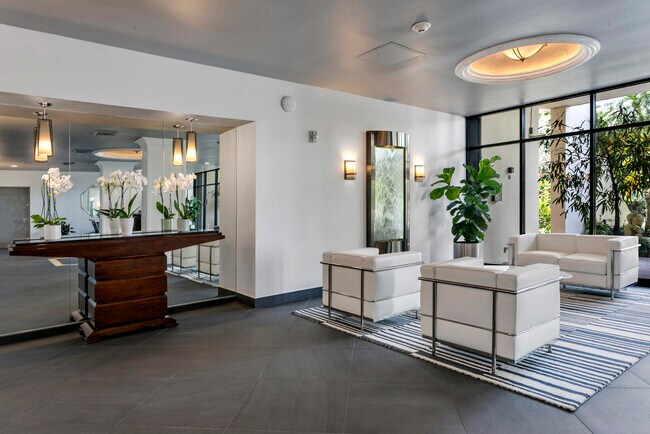 Building Photo - 2400 Presidential Way