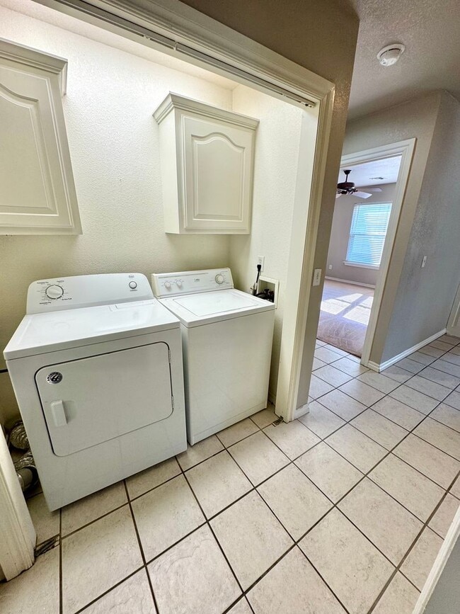 Building Photo - 1308 S 3rd St