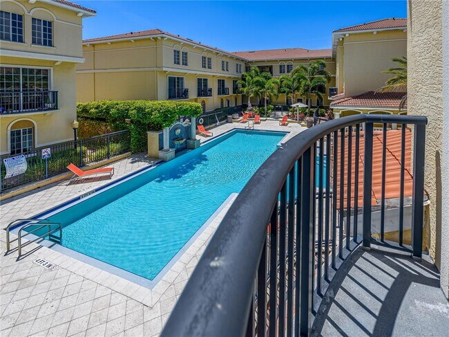 Building Photo - 131 Grand Beach Pl