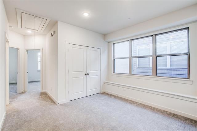 Building Photo - 1420 Navasota Trail