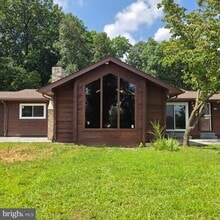 Building Photo - 5545 Broadwater Ln