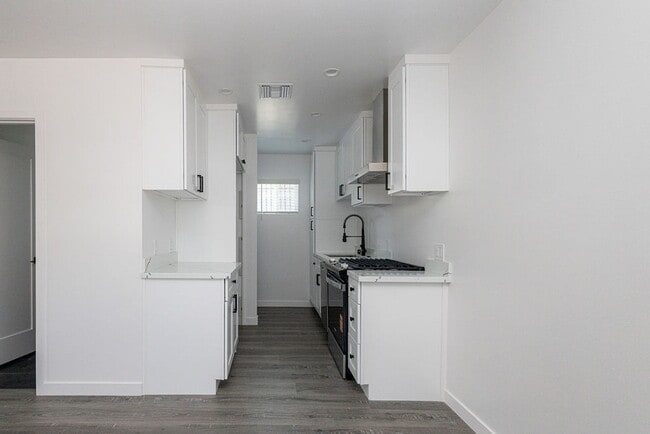 Building Photo - Brand New ADU in Silver Lake