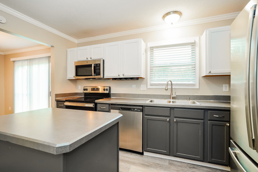 Building Photo - 5525 Boucher Dr