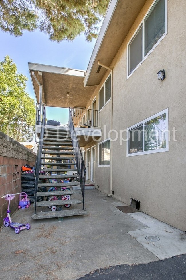 Building Photo - 107 King Rd