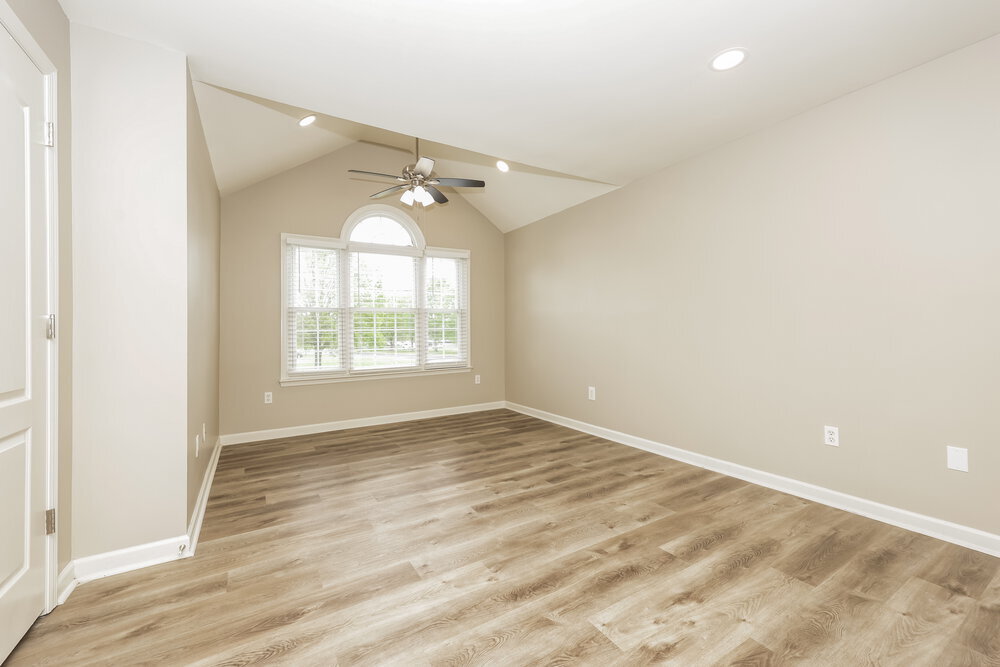 Building Photo - 1327 Cason Ln