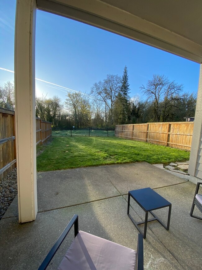 Building Photo - 10030 NW Bartlett Loop