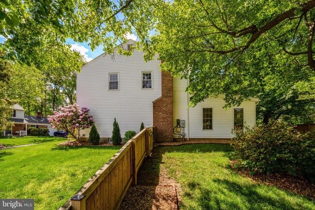 Building Photo - 9220 Burnetta Dr