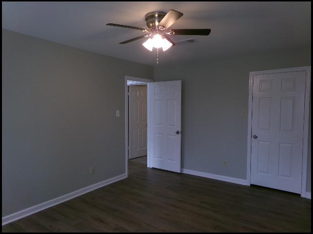 Building Photo - 1813 Sanford Dr