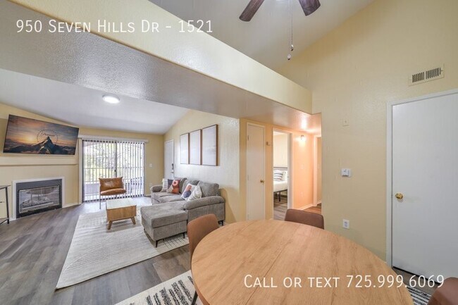 Building Photo - 950 Seven Hills Dr