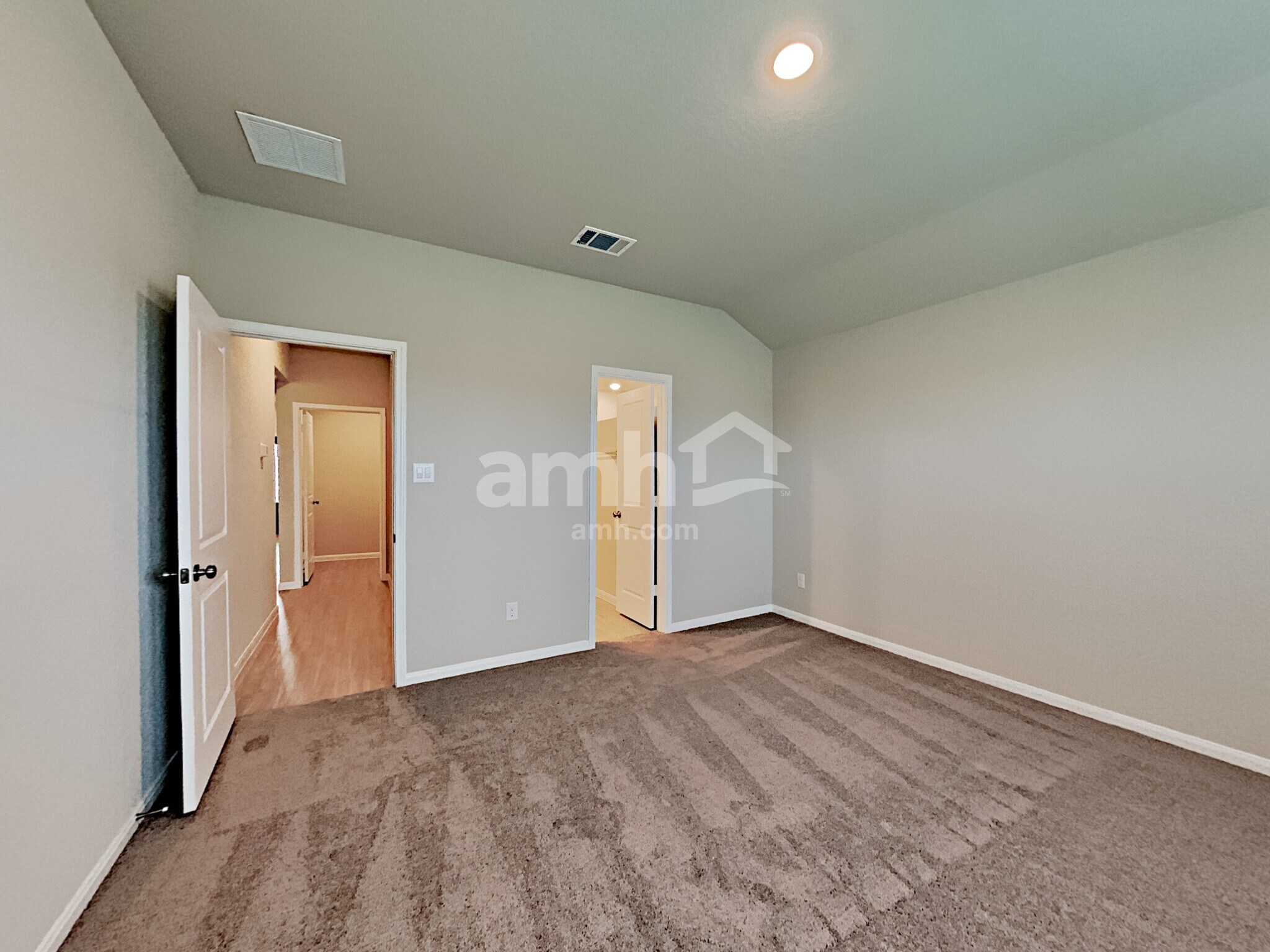 Building Photo - 2708 Iberia Ct