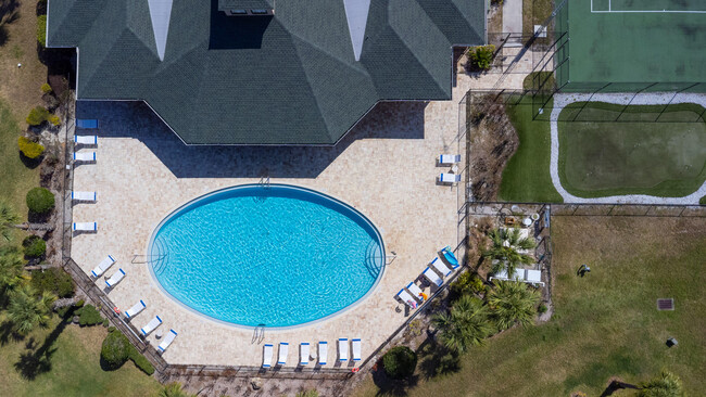 Building Photo - 1829 Sandhill Crane Dr