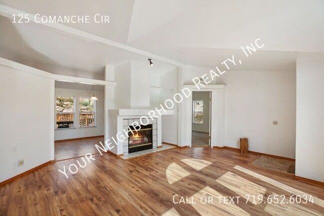 Building Photo - 125 Comanche Cir