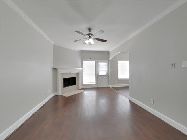 Building Photo - 21207 Woodland Green Dr