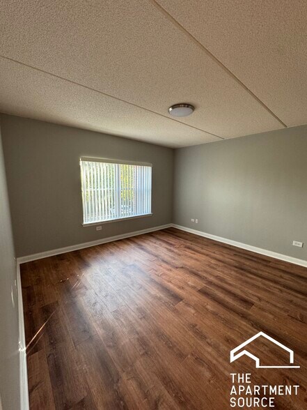 Building Photo - 3400 N Old Arlington Heights Rd