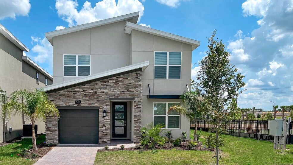 Building Photo - 610 Whistling Straits Blvd