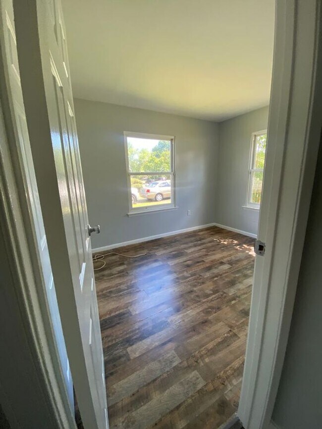 Building Photo - Welcome Home