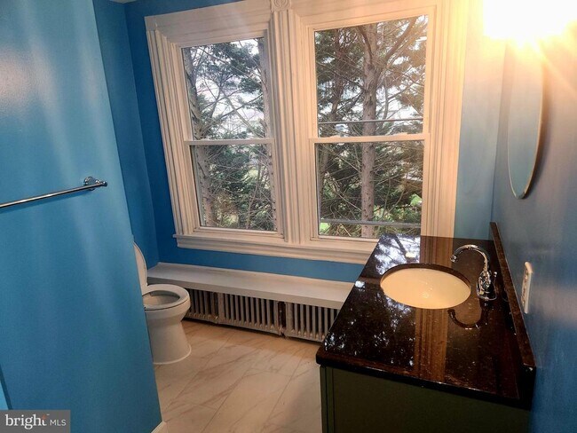 Building Photo - 538 Church Rd