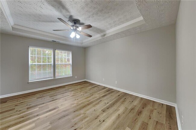 Building Photo - 293 Topaz Dr