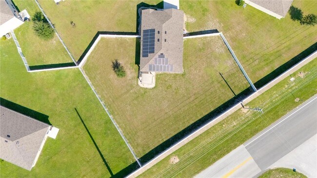 Building Photo - 4940 SW 97th Pl