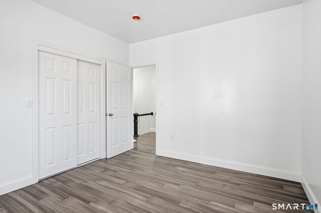 Building Photo - 52 4th St